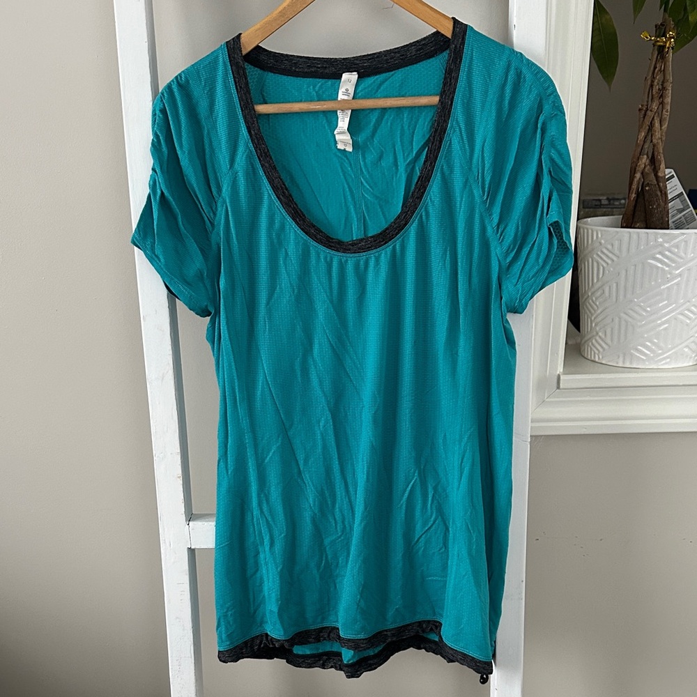 Lululemon Run Back on Track Short Sleeve Tech Tee